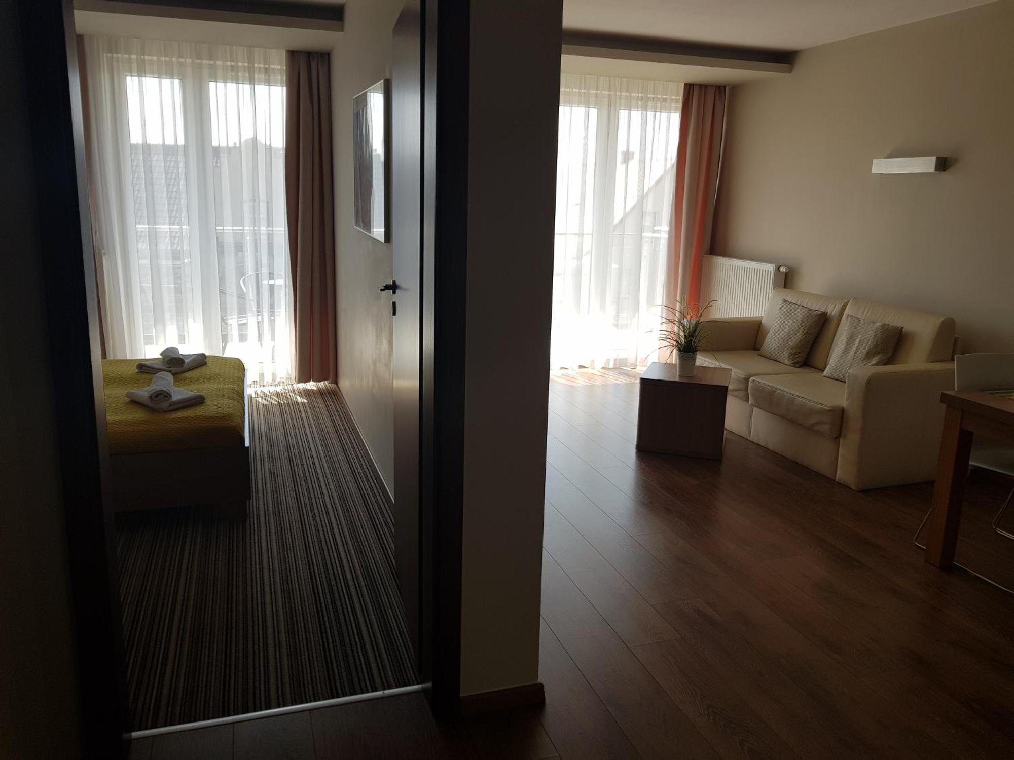 Marina Jastarnia Apartamenty W Budynku Z Basenem Zimmer foto
