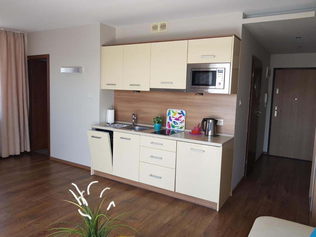 Marina Jastarnia Apartamenty W Budynku Z Basenem Exterior foto
